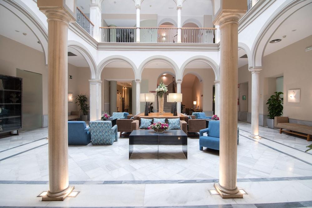 Petit Palace Marques Santa Ana Siviglia Esterno foto